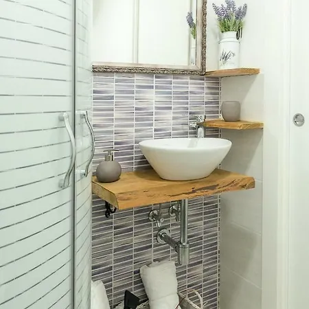 Tre Finestre Sul Caruggio Apartamento *