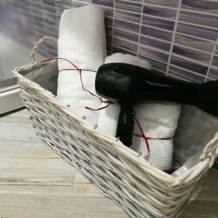 Tre Finestre Sul Caruggio Appartamento